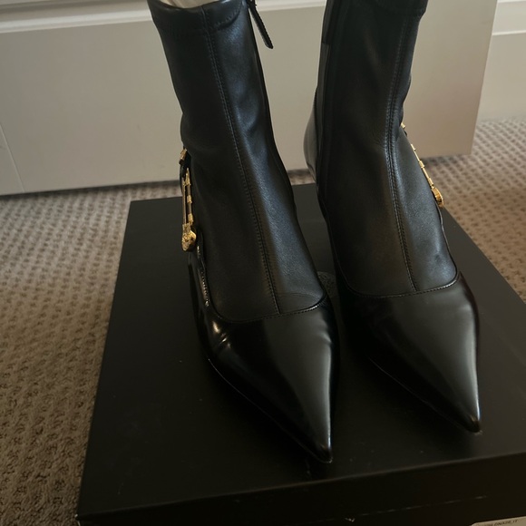 Versace Ankle Boot - Picture 3 of 5